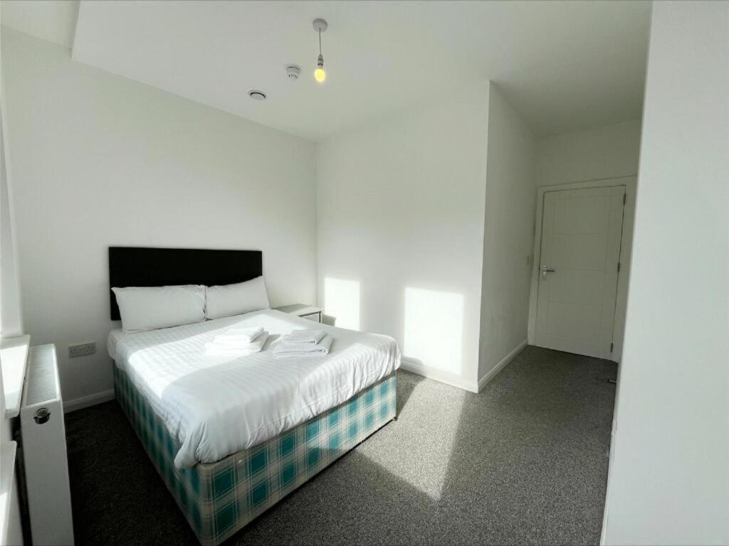 City Point Apartments Манчестър Екстериор снимка